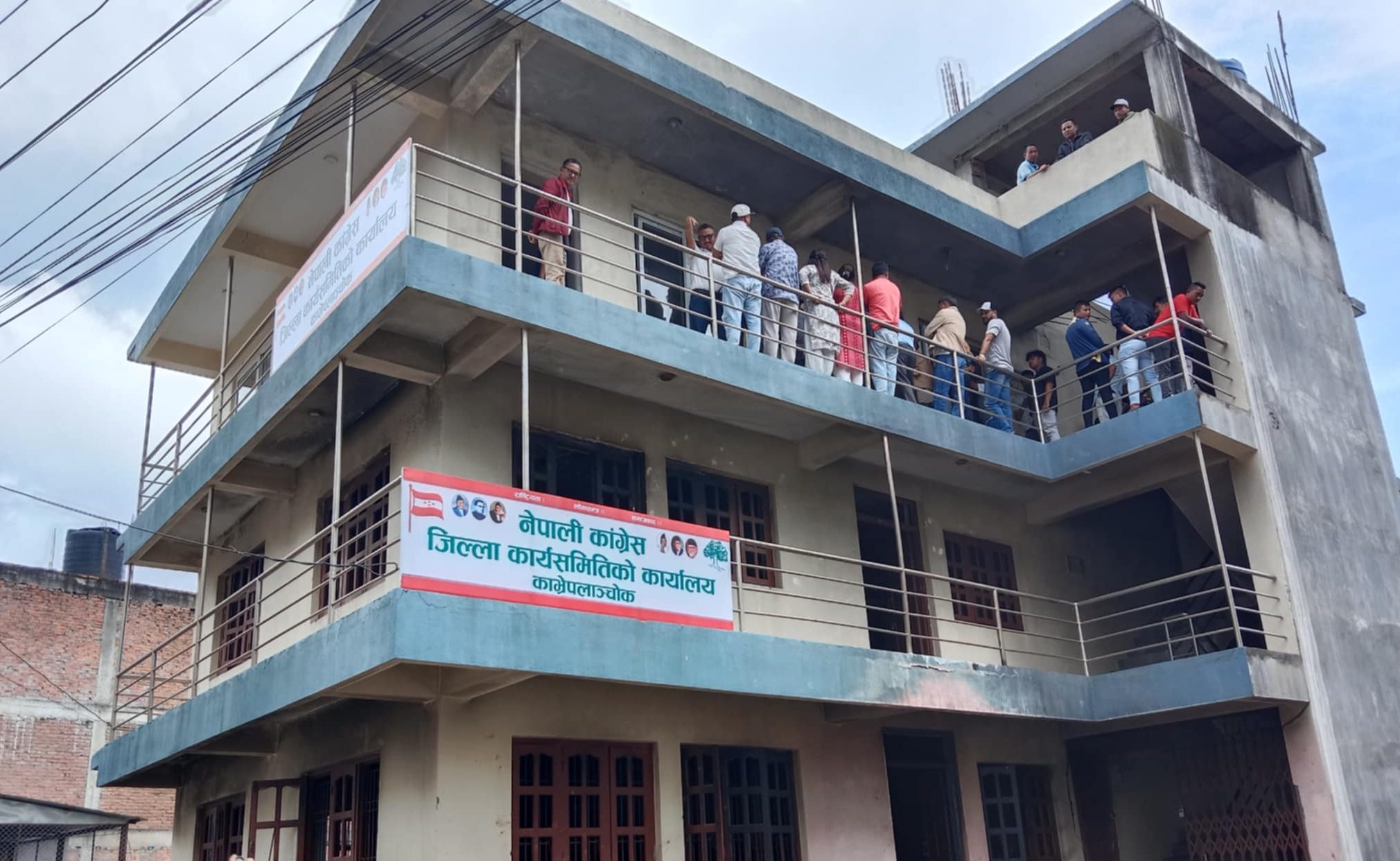 जेनजी प्रदर्शनः कांग्रेसका ४८ जिल्ला कार्यालयमा क्षति, ९५ निवासमा आगजनी