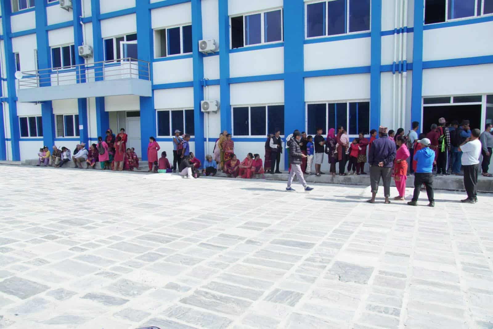 सिन्धुपाल्चोककाे हेलम्बुमा चार दिने बृहत स्वास्थ्य शिविर सम्पन्न, ९३७ जनाले लिए सेवा