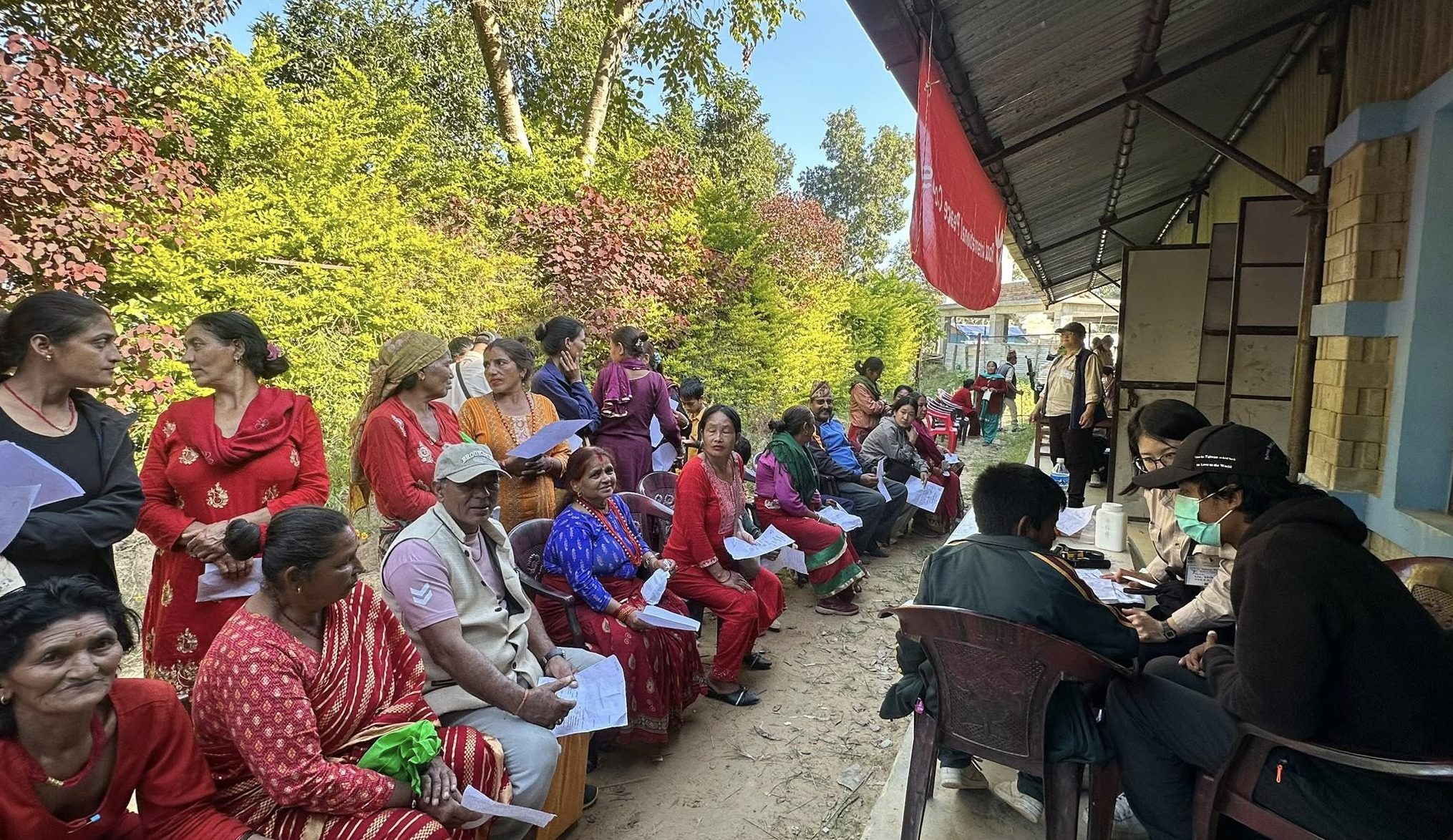धुलिखेलमा भएकाे स्वास्थ्य शिविरमा ७८३ जना नागरिकले सेवा लिए