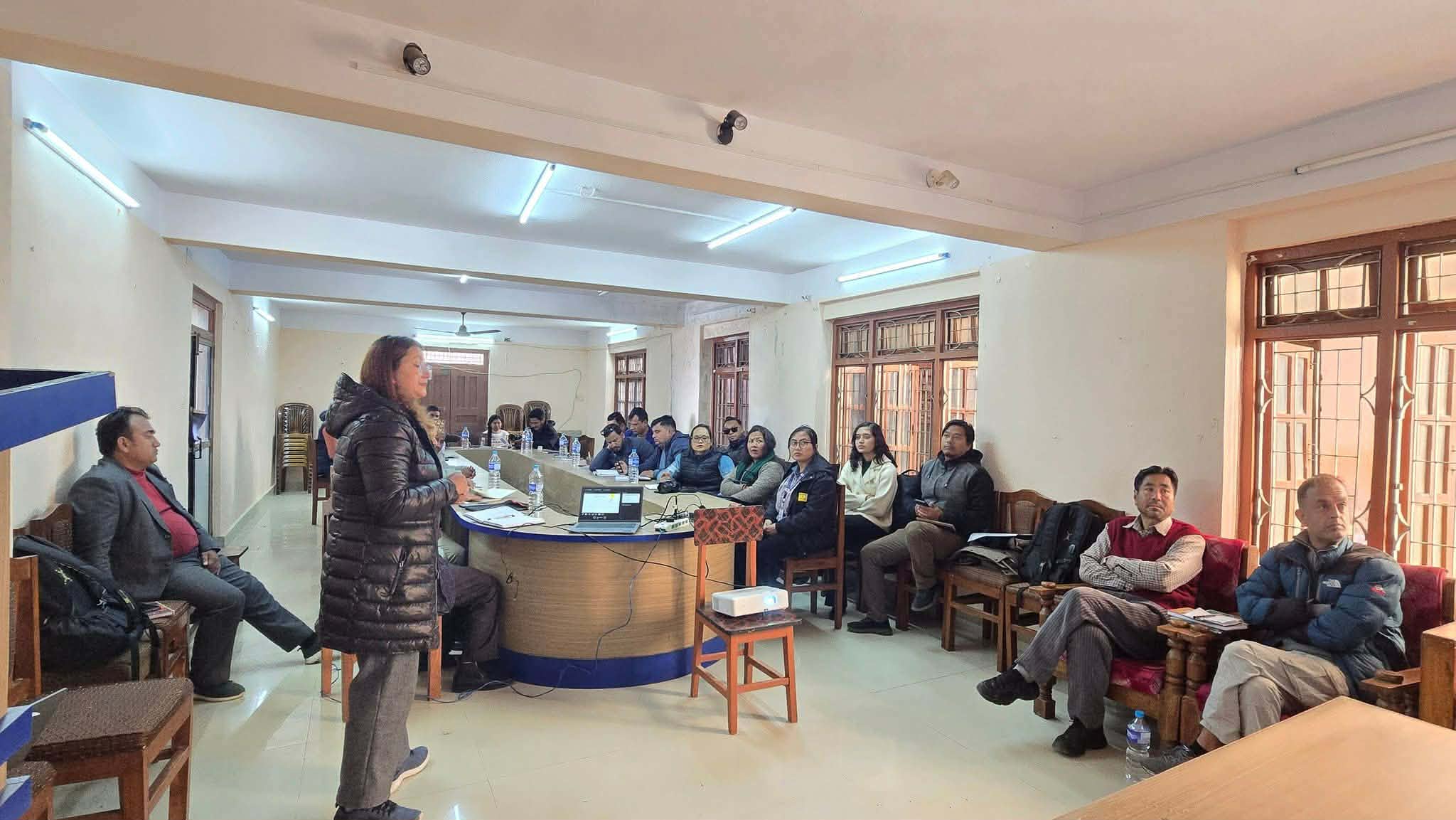 महिला र आमाहरूको स्वास्थ्य अवस्थामा सुधार ल्याउन सिन्धुपाल्चोकमा अन्तर्क्रिया कार्यक्रम