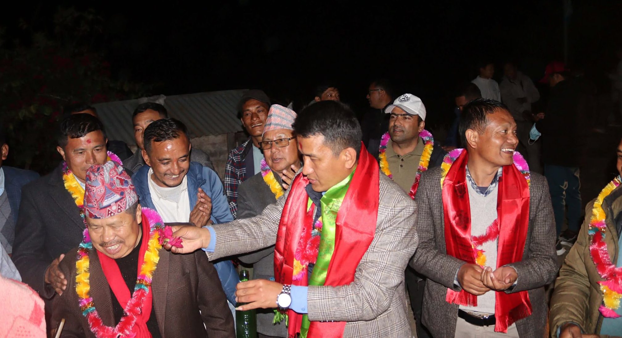 गुणराजकाे चुनावी दाैडमा स्थानीयवासीकाे उल्लेख्य सहभागीता