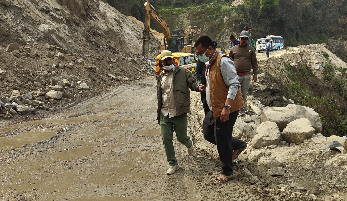 धुलिखेल–खावा सडकखण्ड आजदेखि दुई हप्ता बन्द