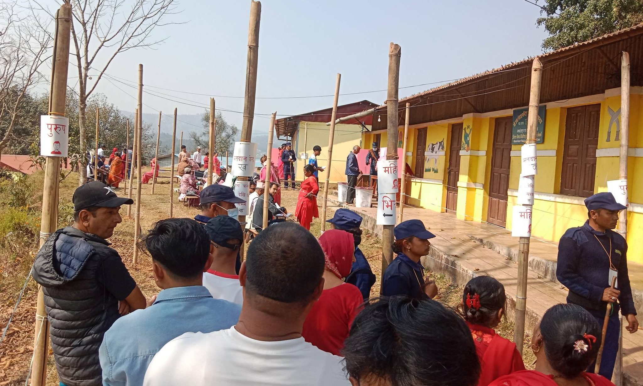 प्रतिनिधिसभा निर्वाचनः प्रारम्भिक मतपरिणाम आउन थाले, रास्वपाकाे अग्रता, पछ्याउँदै पुराना दल