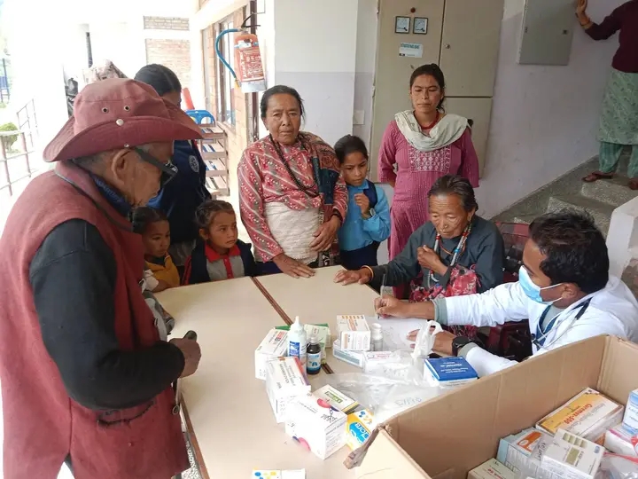 दोरम्बा शैलुङको सञ्जीवनी माविमा स्वास्थ्य शिविर, ७० जनाको परीक्षण