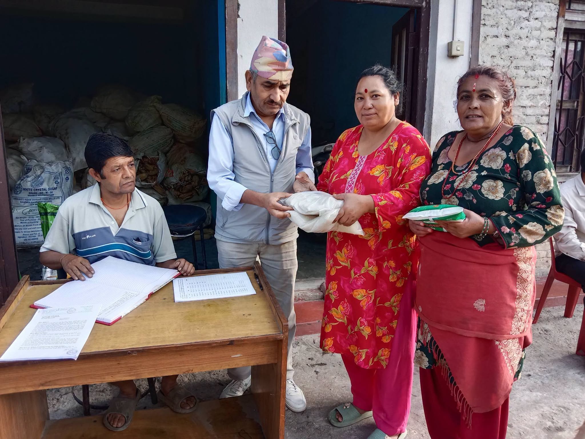 किसानको साथमा मध्यमार्ग कृषि सहकारी, साधारणसभामा सहुलियतको चिनी वितरण