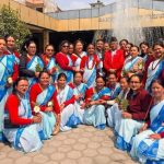 बनेपाका महिला स्वास्थ्य स्वयंसेविकाद्वारा भोटेकोसी बाढीपीडितका लागि ८२ हजार सहयोग
